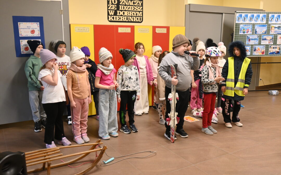 Bezpieczne ferie – przedstawienie klasy pierwszej